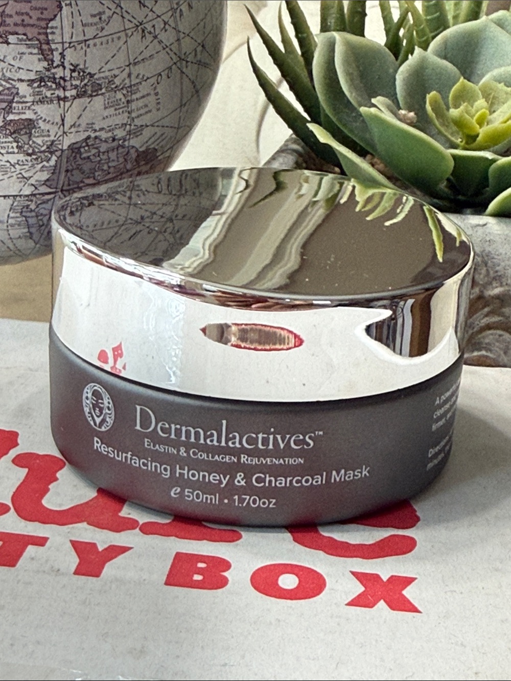 Dermalactives Resurfacing Honey & Charcoal Mask Paraben-Free 50ml 1.7oz (B5)